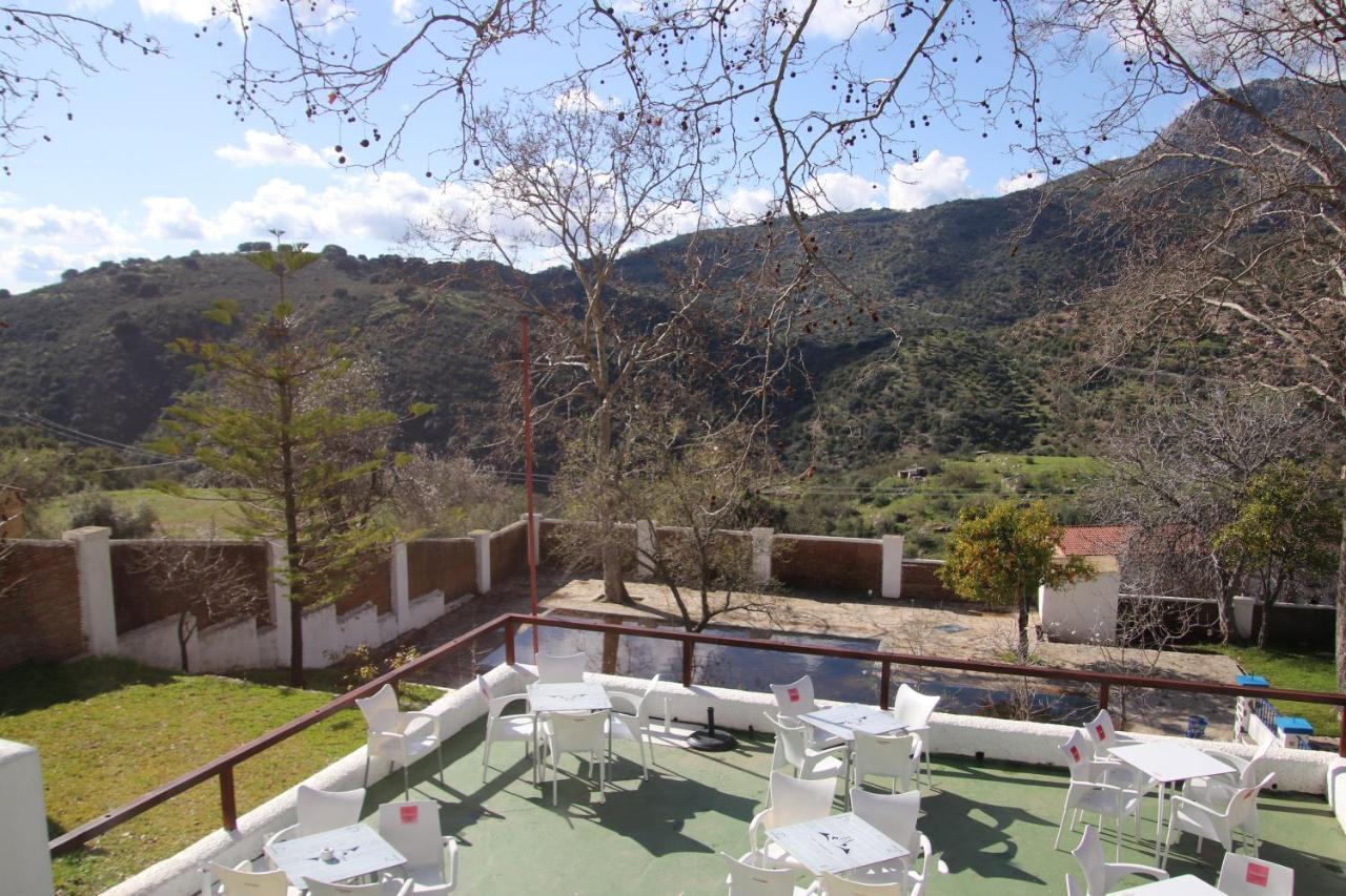 Hotel Rural & Restaurante Las Camaretas Cortes de la Frontera Exterior foto